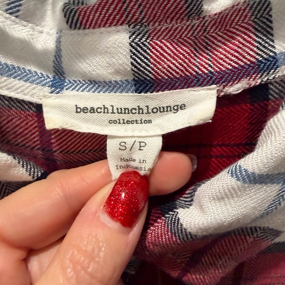 beachlunchlounge Red and White Plaid Women’s Shirt - Picture 3 of 3